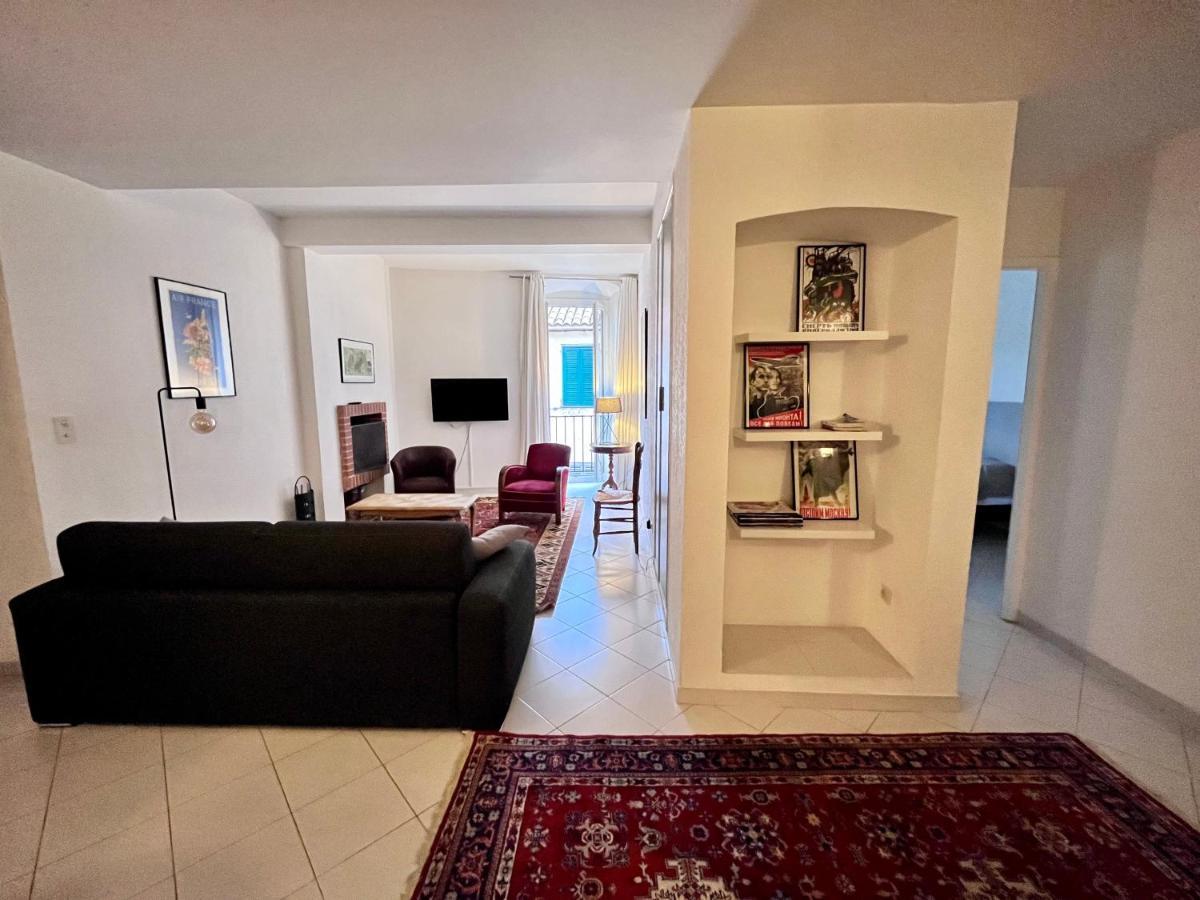 Appartement Spacieux En Face Du Port Calvi  Dış mekan fotoğraf